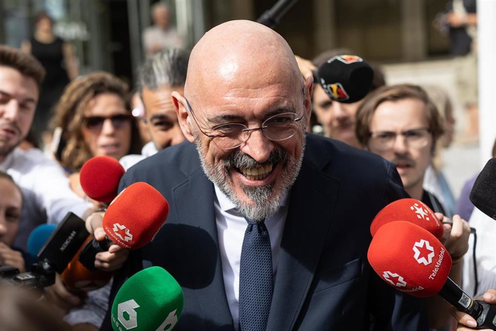 Archivo - El rector de la Universidad Complutense, Joaquín Goyache, a su salida como investigado del 'caso Begoña Gómez', en los Juzgados de Plaza de Castilla por el caso Begoña Gómez, a 29 de julio de 2024.
