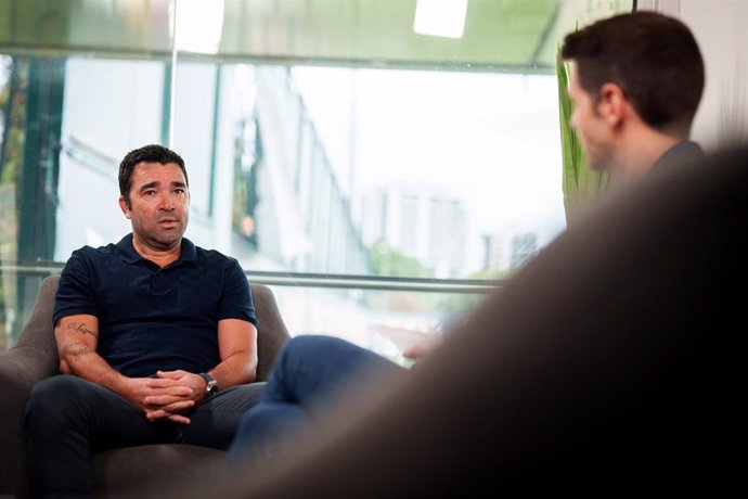 El director deportivo del FC Barcelona, Deco, en una entrevista para Barça ONE