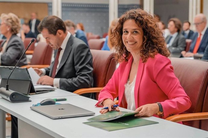 La portavoz adjunta del Grupo Parlamentario Vox en la Asamblea Regional de Murcia, María José Ruiz