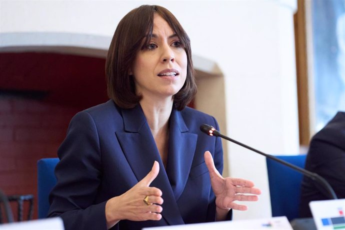 La ministra de Ciencia, Innovación y Universidad, Diana Morant, durante su intervención en la inauguración del curso 'La LOSU. Desafíos y Oportunidades con su implantación', en el Palacio de la Magdalena, a 5 de septiembre de 2024, en Santander, Cantabria