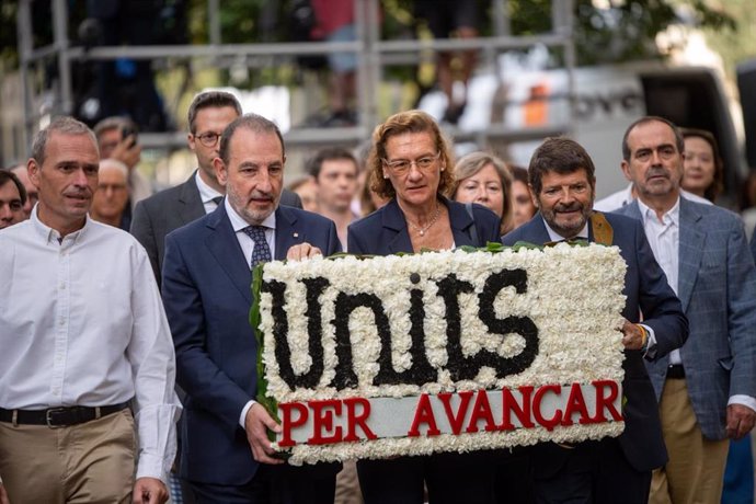 El líder de Units per Avançar y conseller de Justicia y Calidad Democrática de la Generalitat, Ramon Espadaler, encabeza la delegación de su partido en la ofrenda floral de Rafael Casanova por la Diada