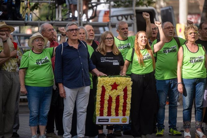 Delegación de la ANC en la ofrenda floral a Rafael Casanova por la Diada de 2024