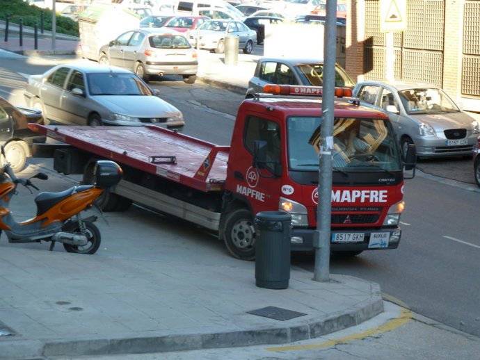 Archivo - El 90% de las asistencias en carretera en julio y agosto se deberion a averías, según Mapfre.
