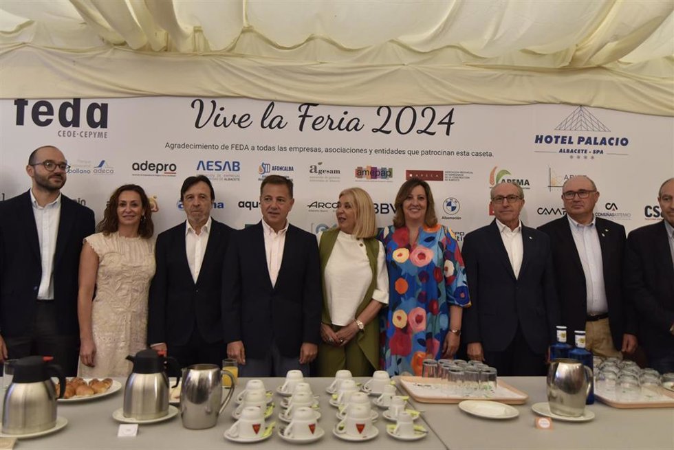 Desayuno de AMEPAP en la Feria de Albacete.