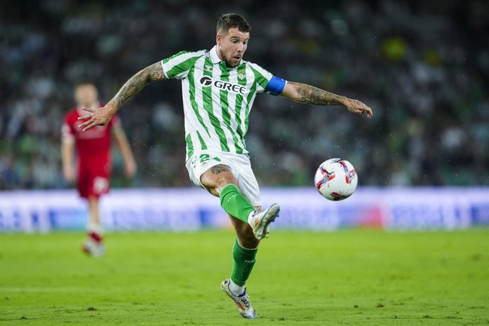 Fútbol.- Aitor Ruibal extiende su contrato con el Real Betis hasta 2028