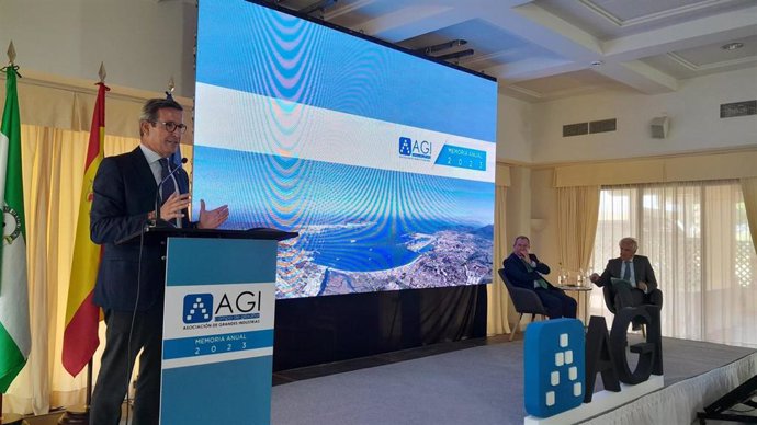 Jorge Paradela en la presentación de la Memoria Anual de la AGI en el Campo de Gibraltar.