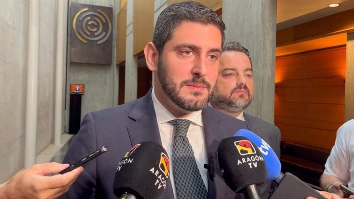 El portavoz del grupo parlamentario de VOX en las Cortes de Aragón, Alejandro Nolasco