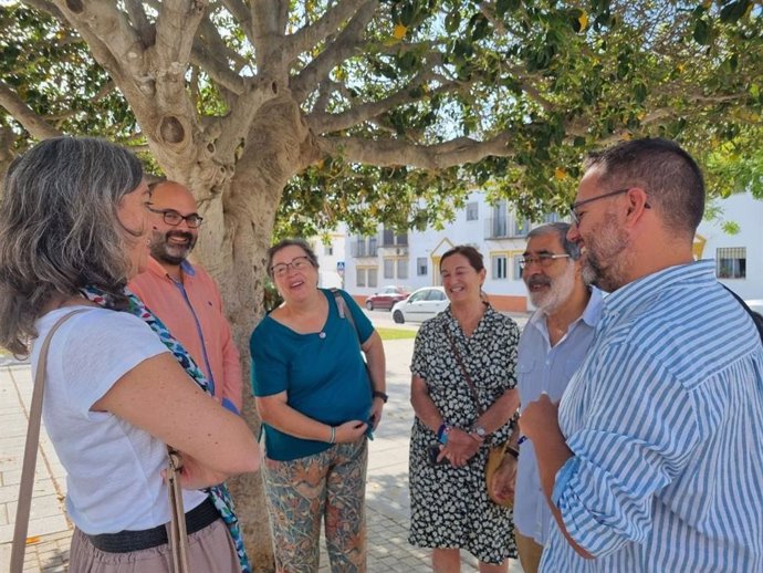 Visita de representantes de Adelante Andalucía a Alcalá de Guadaíra (Sevilla).