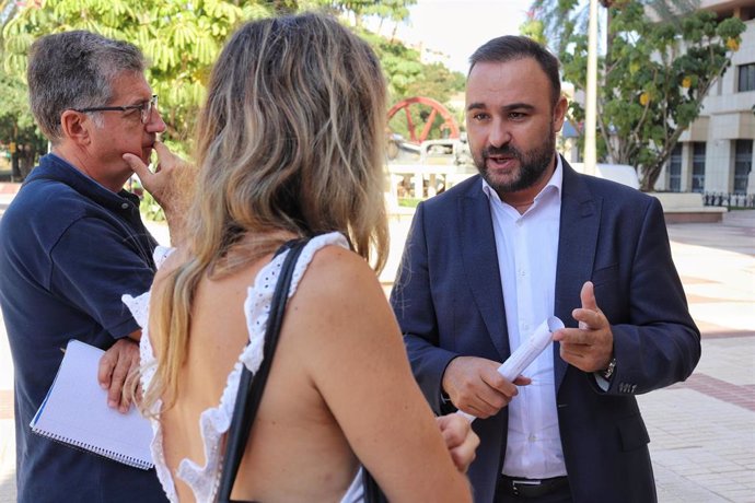 El diputado nacional por el PP de Málaga Mario Cortés en rueda de prensa.