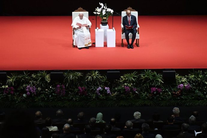 El Papa durante su visita a Singapur