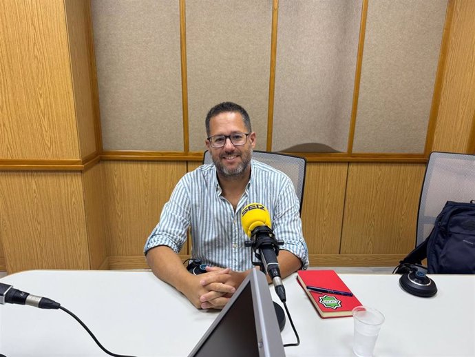 El portavoz de Adelante Andalucía, José Ignacio García, este jueves en su entrevista con la Cadena Ser Andalucía.