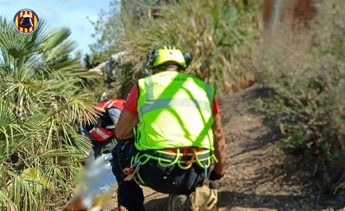 Muere un senderista en Simat de la Valldigna tras sentirse indispuesto