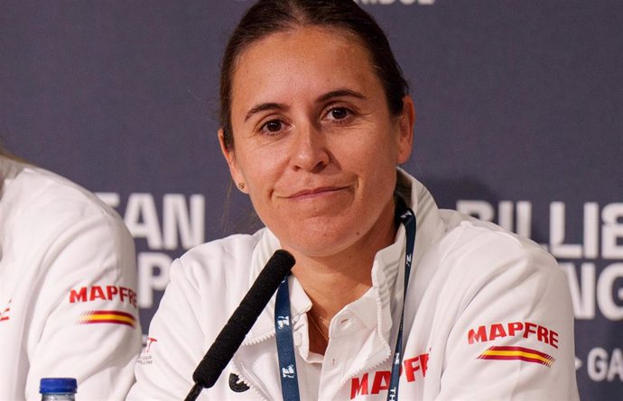 La seleccionadora nacional de tenis, Anabel Medina, da este viernes en Valencia la lista para la Billie Jean King Cup de Málaga.