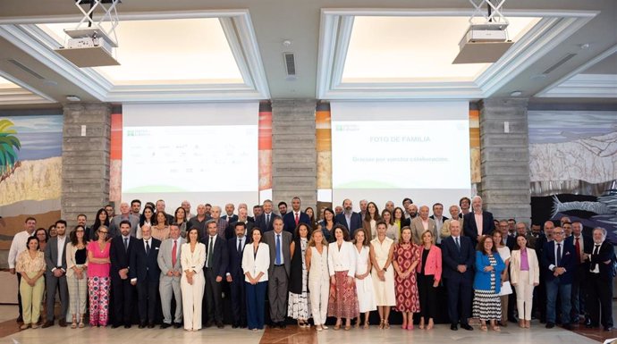 Reunión Plenaria de la Mesa del Tabaco celebrada en las Palmas de Gran Canaria