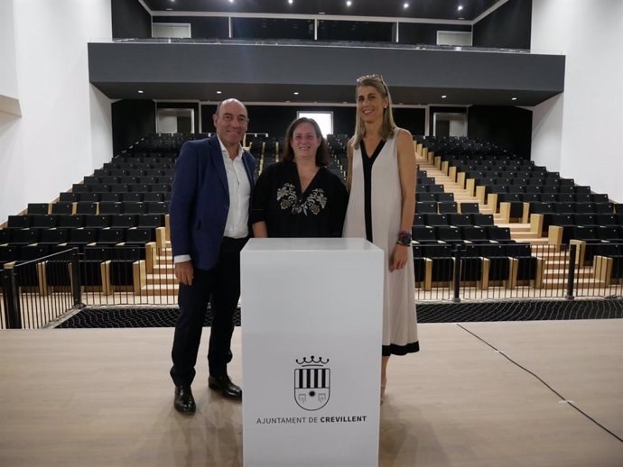 Acto en el Teatro Chapí de Crevillent