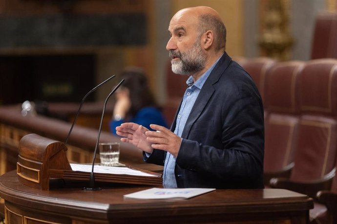 Archivo - El diputado del BNG en el Congreso Néstor Rego, en el Congreso de los Diputados, a 20 de junio de 2024, en Madrid (España). 