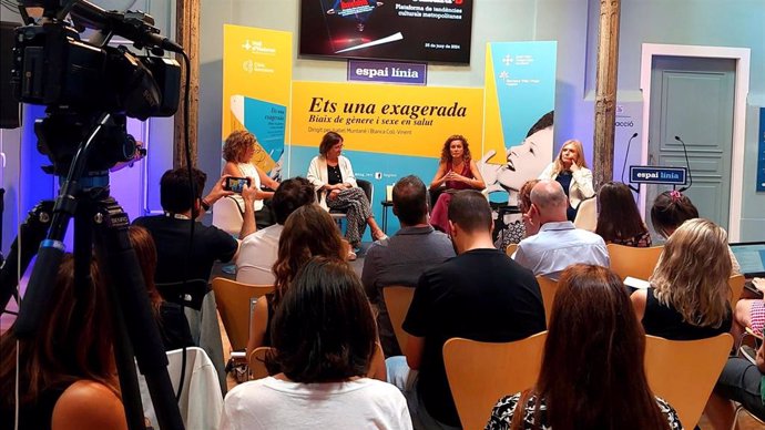 Presentación del libro 'Ets una exagerada. Biaix de gènere i sexe en salut' (Raig Verd)