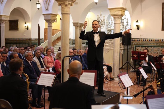 Momento del concierto de la Banda Sinfónica Municipal que ha inaugurado el curso cultural del Círculo Mercantil e Industrial de Sevilla.