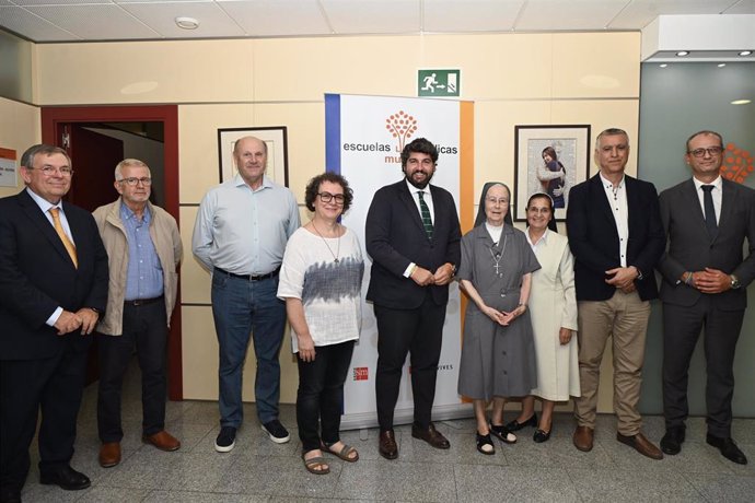 El presidente de la Comunidad, Fernando López Miras, clausura la Asamblea de la Federación Española de Religiosos (Fere)–Escuelas Católicas de la Región de Murcia