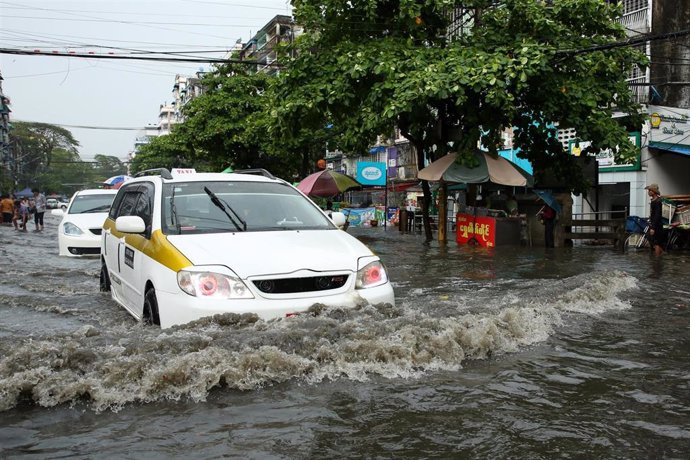 Archivo - Imagen de archivo de inundaciones en Birmania. 