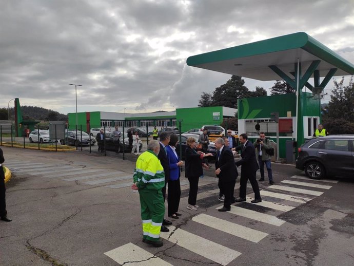 Jordi Hereu y Adrián Barbón, llegando a Fertiberia