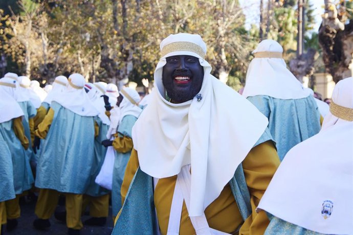 Archivo - Detalle de un beduino durante la cabalgata de Reyes Magos de 2023.