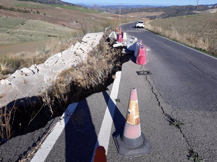 Diputación de Málaga licita por 874.000 euros obras de arreglo en carreteras de la Serranía de Ronda y Sierra Norte.