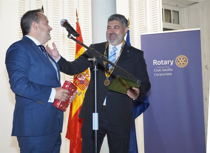 El abogado Rafael Jiménez Díaz, nuevo presidente del Rotary Club