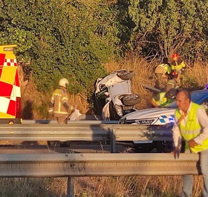 Accidente de tráfico en Laguna de Duero (Valladolid)