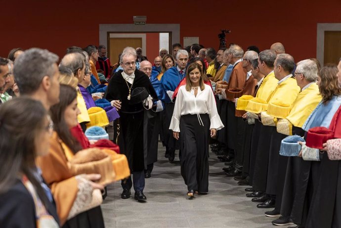 Pazos y Buruaga en la apertura del curso de la UC 2024-25