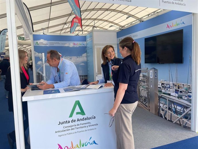 Stand de la Junta de Andalucía en el Southampton Boat Show.