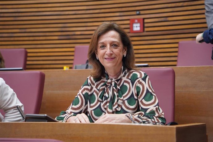 Archivo - La portavoz de Universidades del Grupo Parlamentario Popular en Les Corts Valencianes, Lola Roch