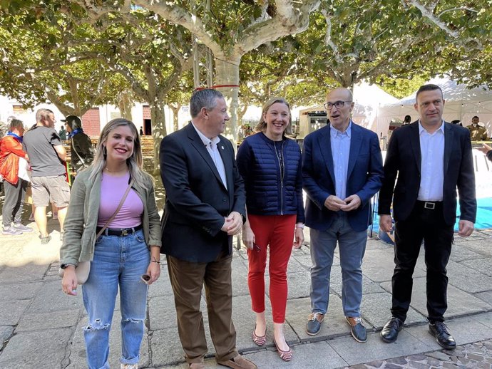 La Directora General de Juventud, Estela López; el presidente de la Diputación de Zamora, Javier Faúndez; la vicepresidenta de la Junta, Isabel Blanco; el delegado de la Junta en Zamora, Fernando Prada; y el diputado Manuel Rodríguez