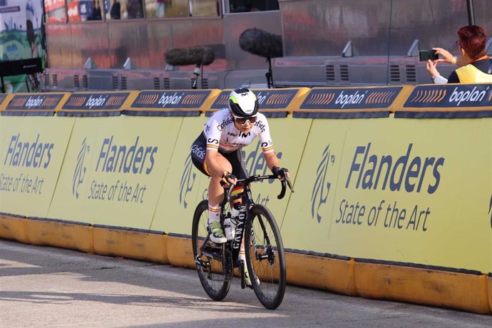 Lance de la prueba femenina en ruta de la categoría élite en el Campeonato de Europa de ciclismo.