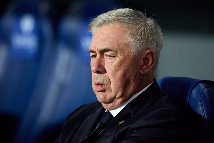 Carlo Ancelotti head coach of Real Madrid CF looks on during the LaLiga EA Sports match between Real Sociedad and Real Madrid CF at Reale Arena on September 14, 2024, in San Sebastian, Spain.