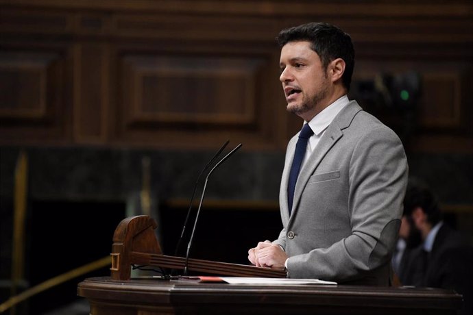 Archivo - El diputado del PSOE Raúl Díaz Marín, durante una sesión plenaria en el Congreso de los Diputados.