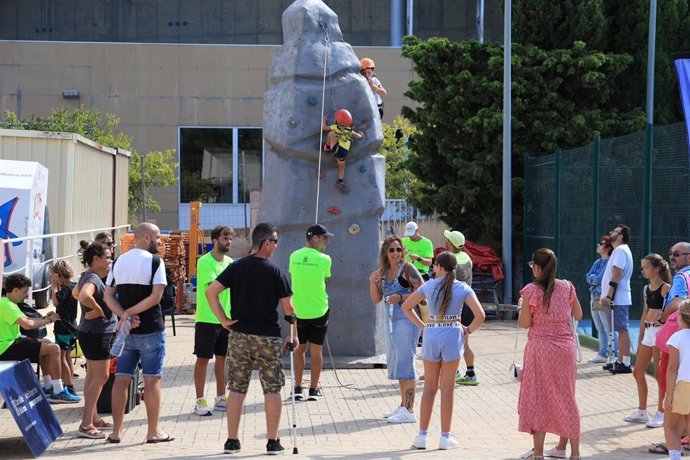 Jornada deportiva organizada por el Consell de Mallorca en el polideportivo Sant Ferran.