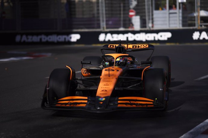 81 PIASTRI Oscar (aus), McLaren F1 Team MCL38, action during the Formula 1 Azerbaijan Grand Prix 2024, 17th round of the 2024 Formula One World Championship from September 13 to 15, 2024 on the Baku City Circuit, in Baku, Azerbaijan - Photo Eric Alonso / 