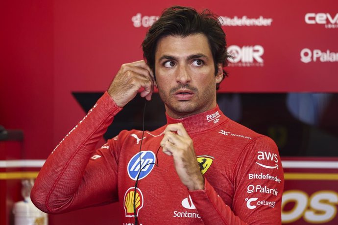 SAINZ Carlos (spa), Scuderia Ferrari SF-24, portrait during the Formula 1 Azerbaijan Grand Prix 2024, 17th round of the 2024 Formula One World Championship from September 13 to 15, 2024 on the Baku City Circuit, in Baku, Azerbaijan - Photo Eric Alonso / D