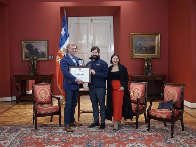 André Rieu recibe máxima distinción cultural en Chile