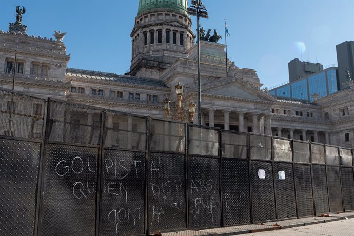 Archivo - Exterior de la Cámara de Diputados de Argentina