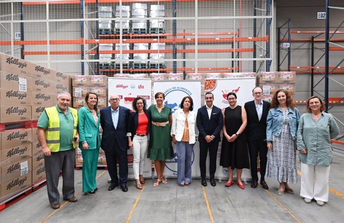 Entrega de los Premios Kellogg's a los bancos de alimentos.