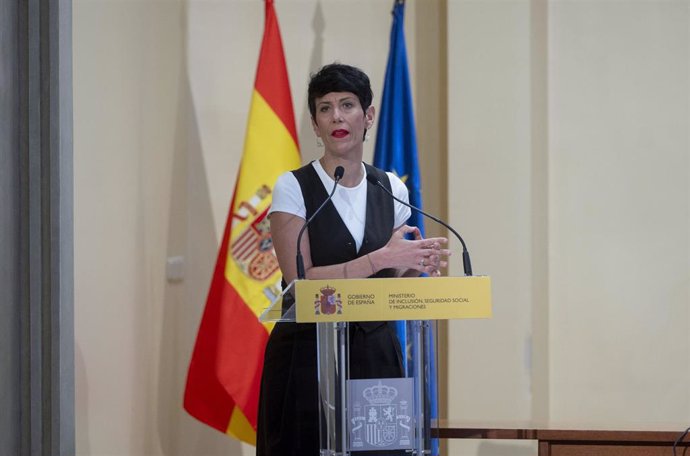 La ministra de Inclusión, Seguridad Social y Migraciones Elma Saiz. 