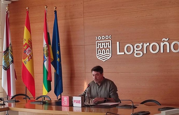 Archivo - El Portavoz del Grupo Municipal Socialista en el Ayuntamiento de Logroño, Luis Alonso