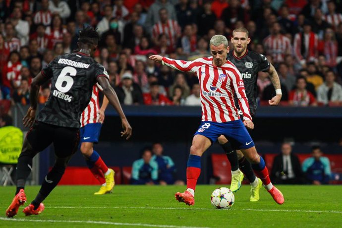 Archivo - Antoine Griezmann of Atletico de Madrid in action during the UEFA Champions League, Group B, football match played between Atletico de Madrid and Bayern Leverkusen at Civitas Metropolitano stadium on October 26, 2022, in Madrid, Spain.