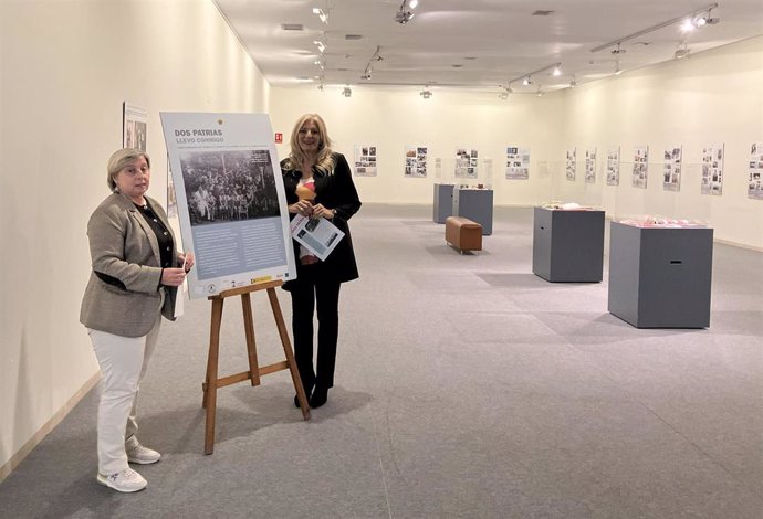 La Casa de Cultura de Pola Siero acoge la exposición "Dos Patrias"  .