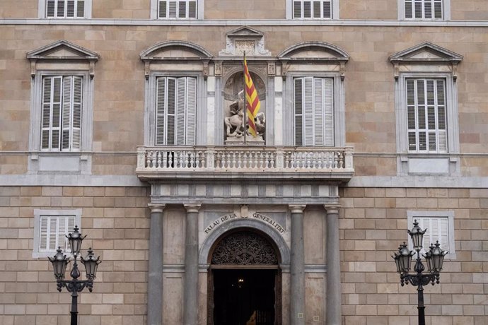 Archivo - Fachada del Palau de la Generalitat.