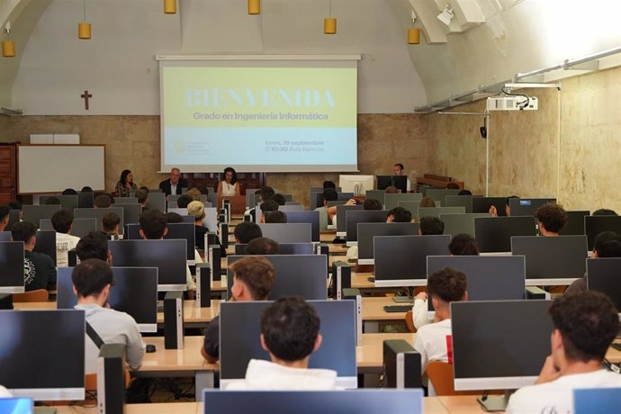 Comienzo del curso académico en la Universidad Pontificia de Salamanca