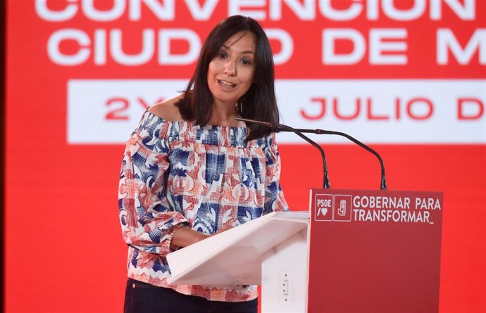 Archivo - La exdiputada del PSOE en el Congreso Mercedes González.