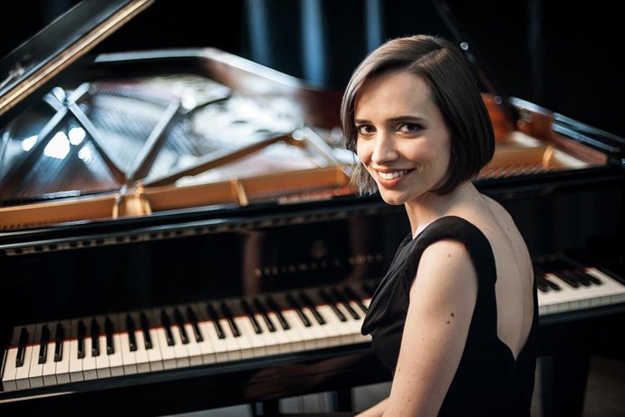 Archivo - La pianista Marta Menezes ofrece un concierto en la Semana de bienvenida del Conservatorio Superior de Badajoz